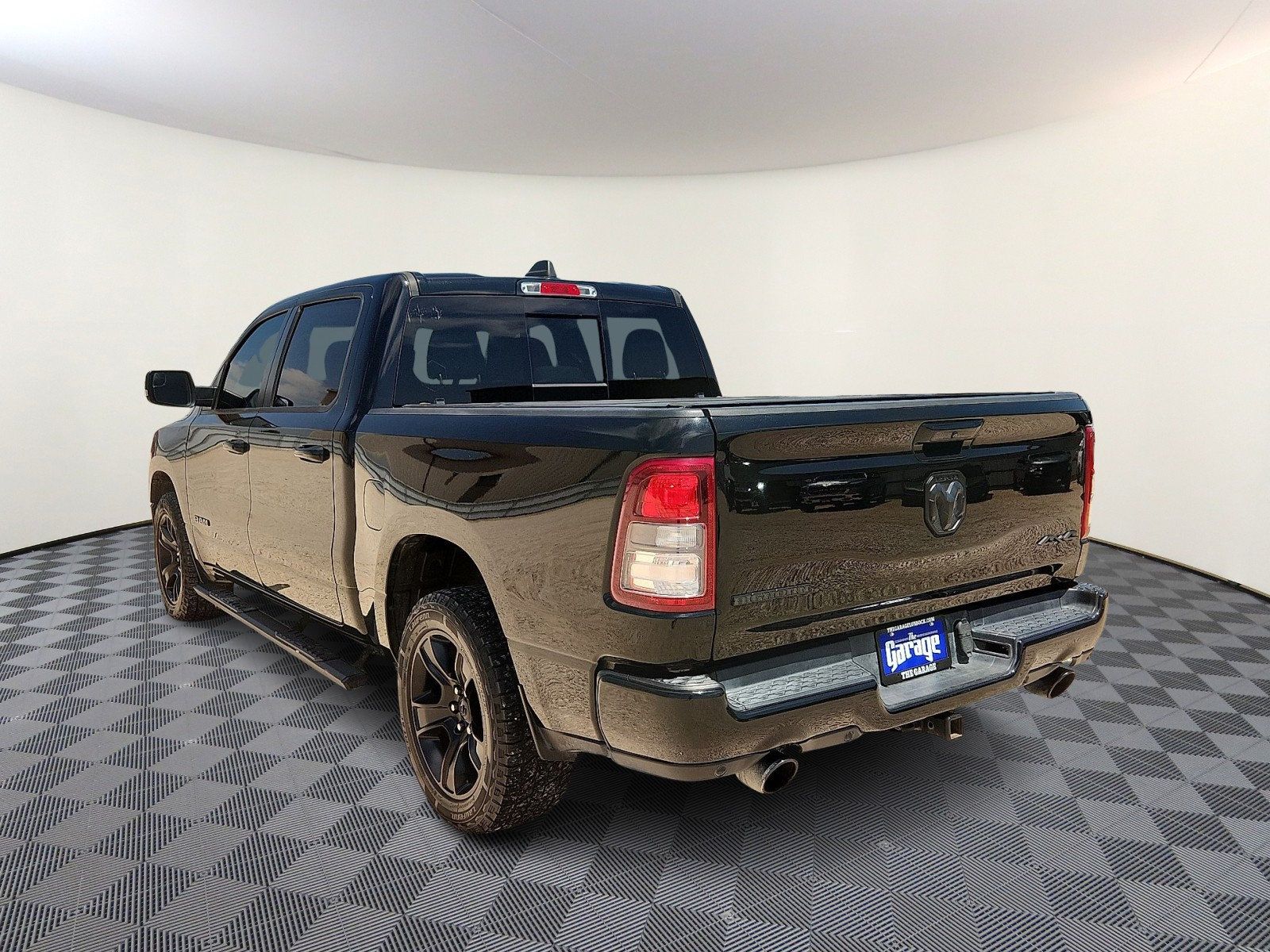 Used 2021 RAM 1500 Big Horn AWD/4WD image 3