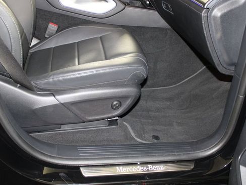 Used 2024 Mercedes-Benz GLE 450 4MATIC image 9