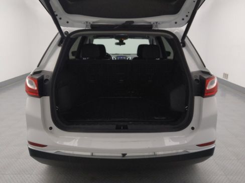 Used 2021 Chevrolet Equinox LT image 29