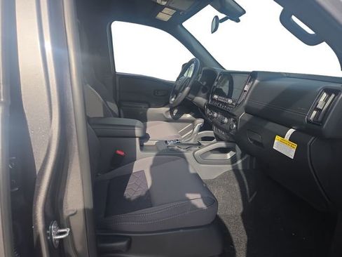 New 2026 Nissan Frontier SV w/ Tow Package AWD/4WD image 15