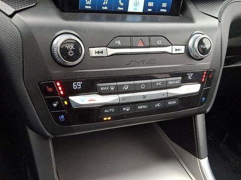 Certified 2020 Ford Explorer ST w/ Premium Technology Package image 17