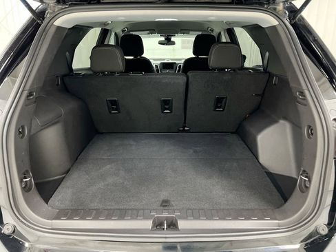 Used 2024 Chevrolet Equinox LS w/ Midnight Edition AWD/4WD image 23