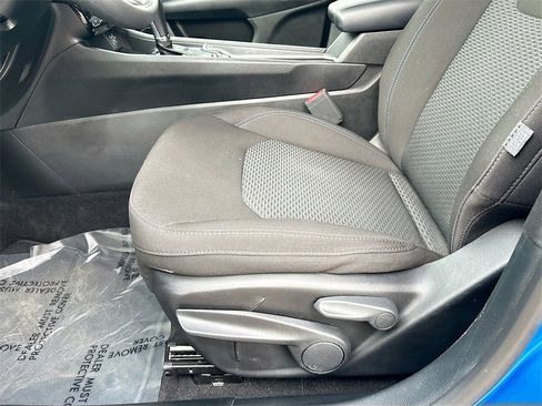 Used 2024 Jeep Compass Sport image 18