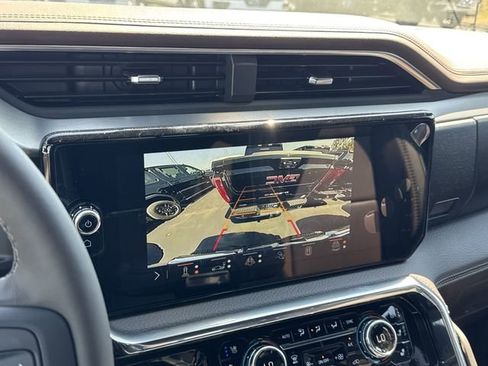 New 2026 GMC Sierra 1500 Denali w/ Technology Package AWD/4WD image 18