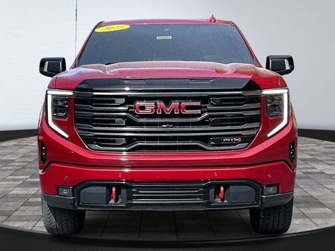 Used 2025 GMC Sierra 1500 AT4 w/ AT4 Premium Package image 4