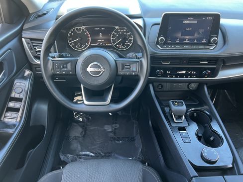 Used 2024 Nissan Rogue SV AWD/4WD image 31