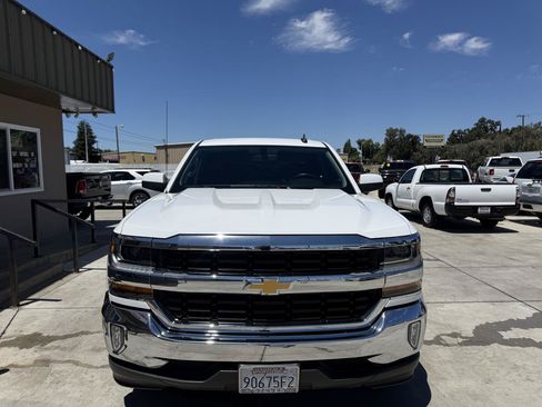 Used 2018 Chevrolet Silverado 1500 LT w/ All Star Edition RWD image 9