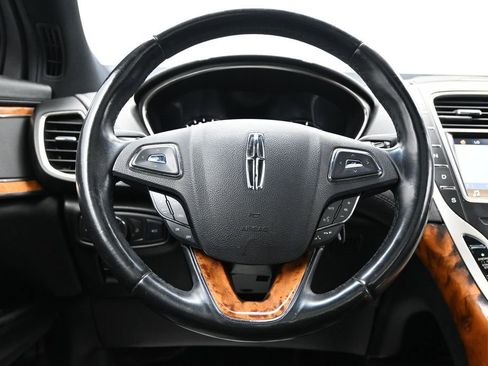 Used 2016 Lincoln MKX Reserve w/ Climate Package AWD/4WD image 15