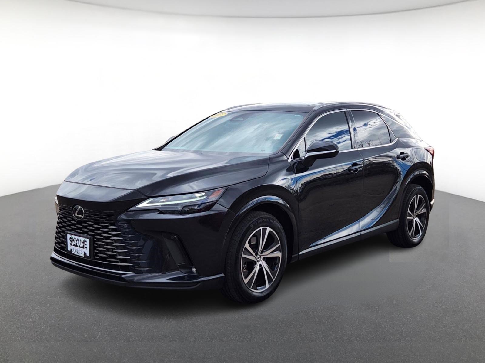 Used 2023 Lexus RX 350 Premium w/ Accessory Package (Z1) AWD/4WD image 2