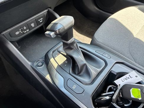 Used 2025 Kia K4 FWD image 29