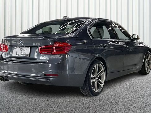 Used 2018 BMW 330i xDrive Sedan w/ Premium Package image 6