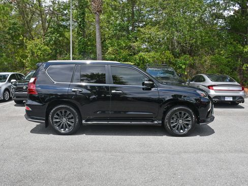 Used 2020 Lexus GX 460 Luxury w/ Luxury Sport Package AWD/4WD image 5