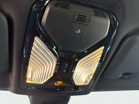 Used 2019 BMW X5 xDrive50i w/ Parking Assistance Package AWD/4WD image 30