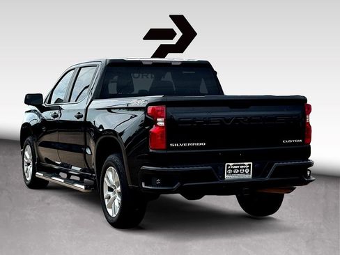 Used 2022 Chevrolet Silverado 1500 Custom AWD/4WD image 6