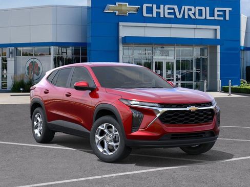 New 2026 Chevrolet Trax LS image 7