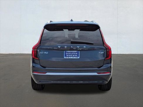 New 2026 Volvo XC90 T8 Plus w/ Protection Package Premier image 5