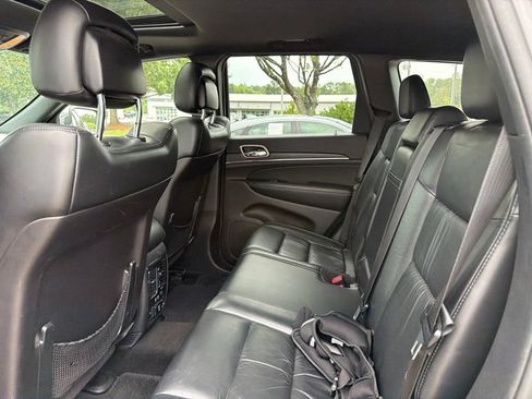 Used 2015 Jeep Grand Cherokee Limited AWD/4WD image 39