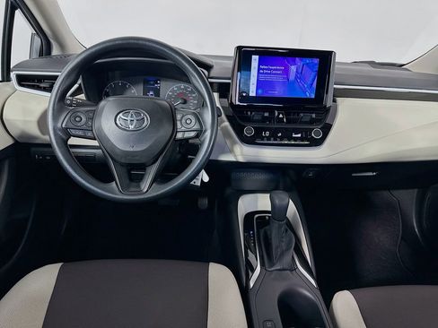 Used 2025 Toyota Corolla LE image 22