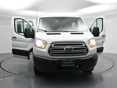 Certified 2019 Ford Transit 350 XLT RWD image 32