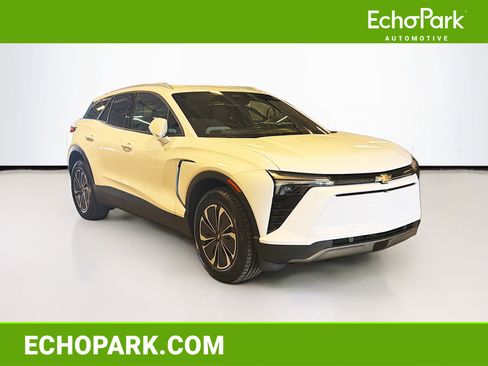 Used 2024 Chevrolet Blazer EV LT image 1
