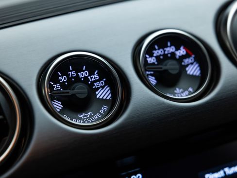 Used 2016 Ford Mustang Shelby GT350R w/ GT350R Equipment Group 920A image 82