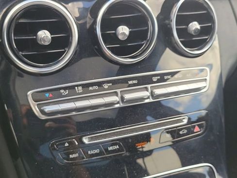 Used 2018 Mercedes-Benz C 300 Sedan image 28