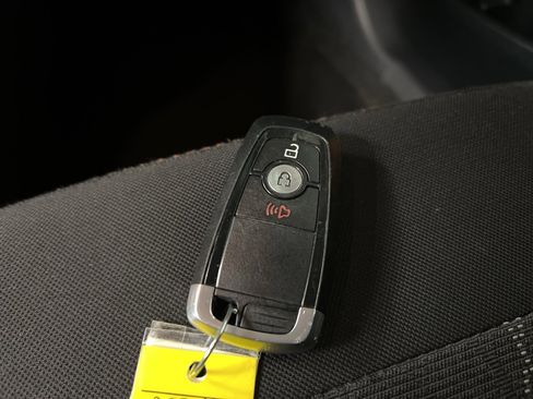 Certified 2022 Ford EcoSport SE w/ SE Appearance Package image 33