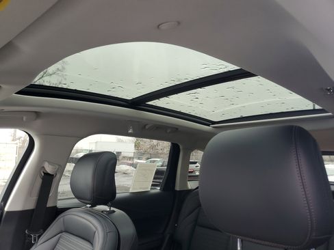 New 2026 Lincoln Nautilus Reserve image 10