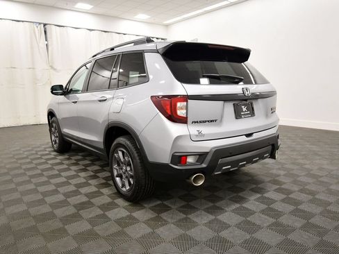 Certified 2024 Honda Passport TrailSport image 5