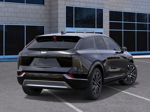 New 2025 Cadillac Optiq Sport 1 image 4