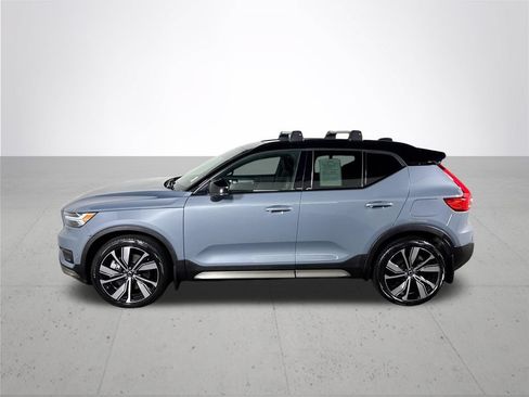 Used 2022 Volvo XC40 P8 Recharge Ultimate AWD/4WD image 9