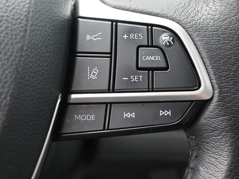 Certified 2022 Toyota Sienna XLE image 20