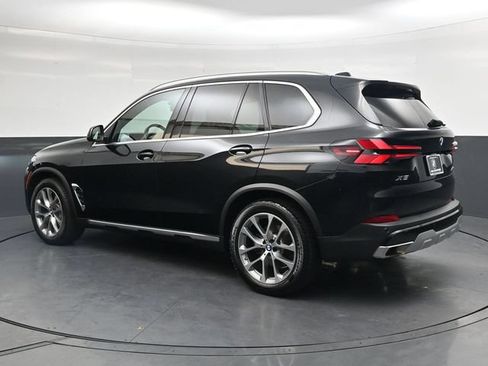 Used 2024 BMW X5 xDrive40i w/ Premium Package AWD/4WD image 7