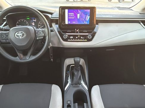 Used 2023 Toyota Corolla LE image 17