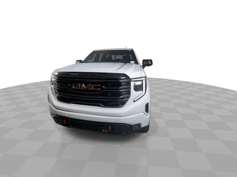 Used 2025 GMC Sierra 1500 AT4 w/ Technology Package image 3