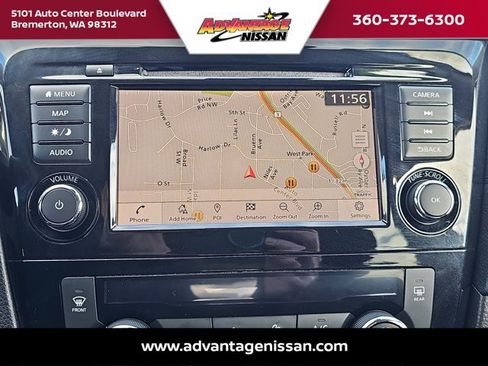 Used 2019 Nissan Rogue SV w/ Sun & Sound Touring Package image 17