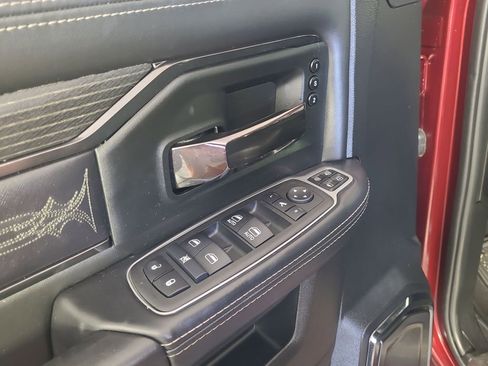 Used 2024 RAM 3500 Limited image 19