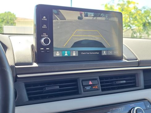 Used 2023 Honda Pilot Touring image 21