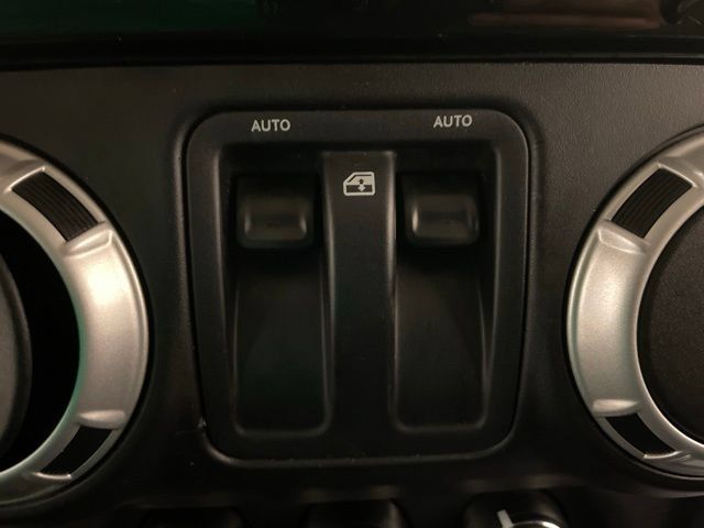 Used 2013 Jeep Wrangler Sahara w/ Connectivity Group AWD/4WD image 15