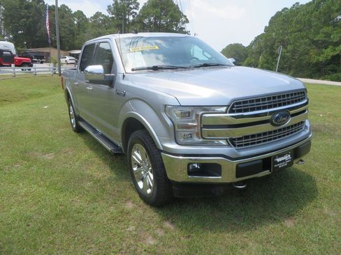 Used 2020 Ford F150 Lariat w/ Equipment Group 502A Luxury AWD/4WD image 4