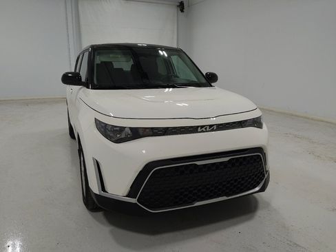 Used 2025 Kia Soul S image 14