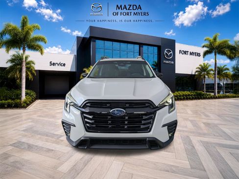 Used 2025 Subaru Ascent Onyx Edition AWD/4WD image 9