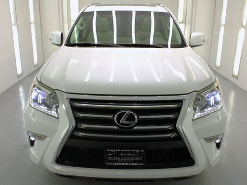 Used 2014 Lexus GX 460 w/ Premium Package AWD/4WD image 3