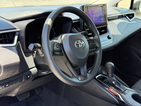 Used 2026 Toyota Corolla LE w/ Carpet Mat Package (TMS) FWD image 10