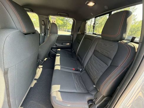 Used 2025 Nissan Frontier Pro-X w/ Pro Convenience Package RWD image 23