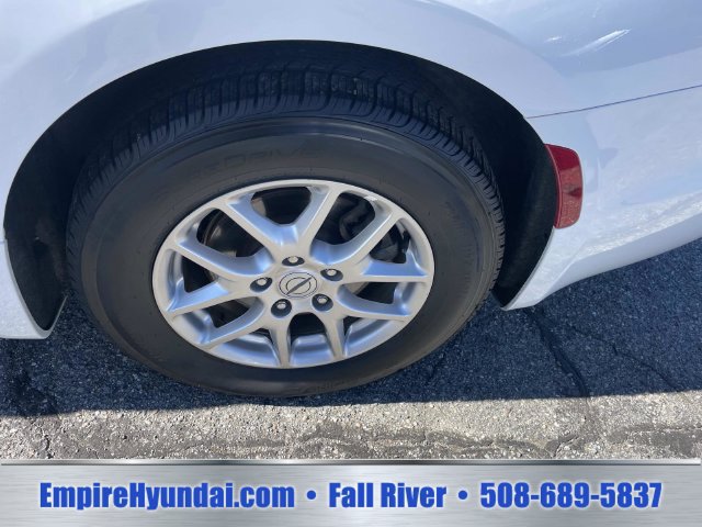 Used 2025 Chrysler Pacifica Select FWD image 13