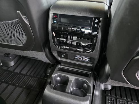 Used 2023 Jeep Grand Cherokee L Laredo AWD/4WD image 14