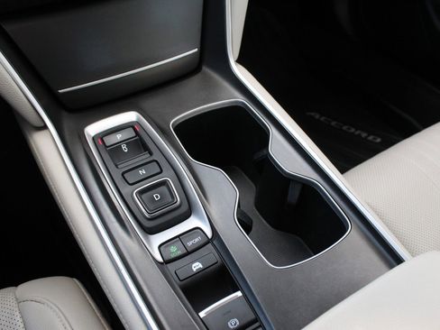 Used 2021 Honda Accord EX-L image 27