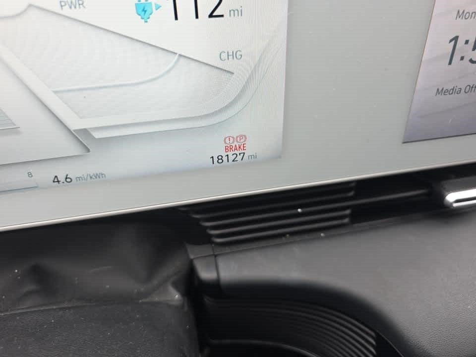 Used 2024 Hyundai Ioniq 5 SEL AWD/4WD image 6
