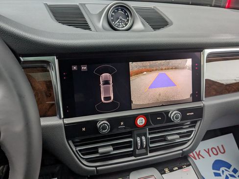 New 2026 Porsche Macan AWD/4WD image 19